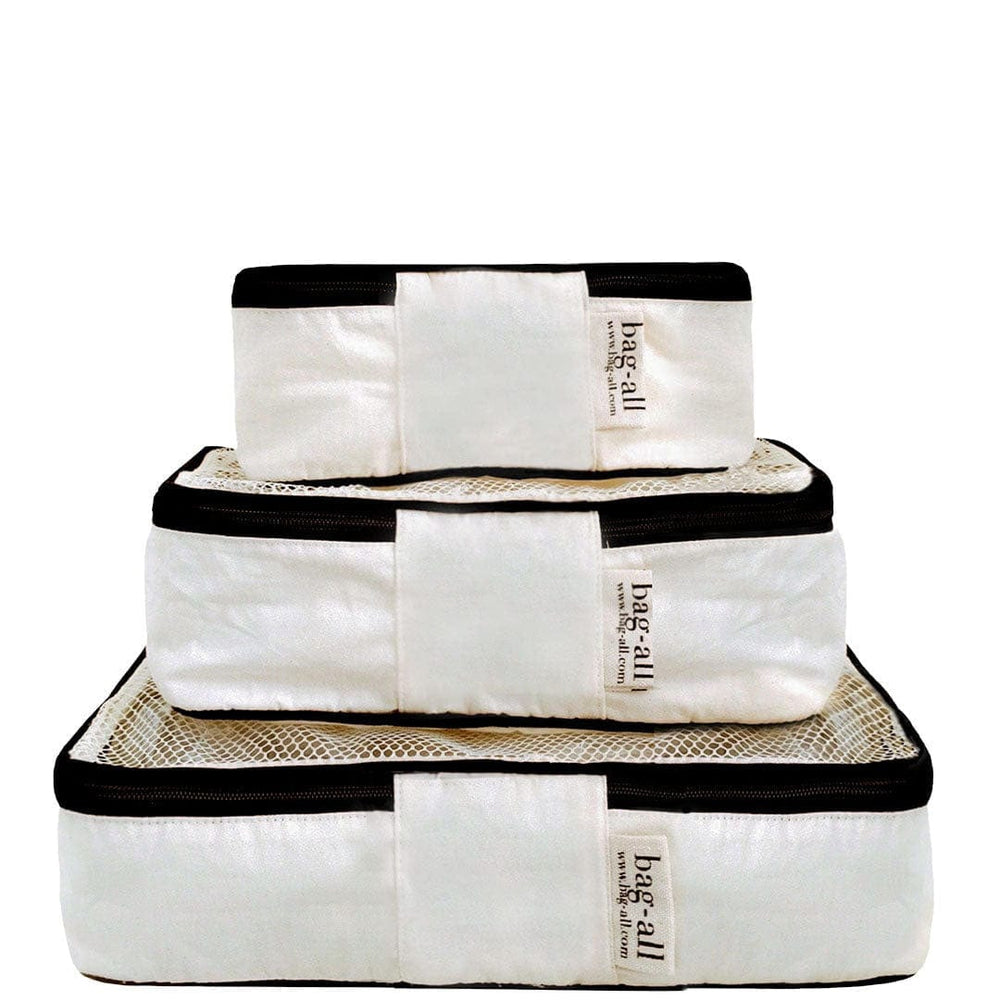 
                                      
                                        Natural packing cubes in small medium and large. 
                                      
                                    